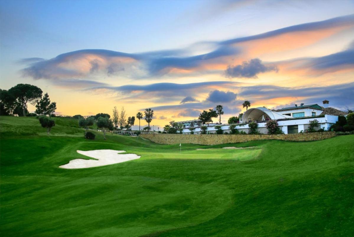 La Cala Golf 3 Bed - Sleek Corner Plot