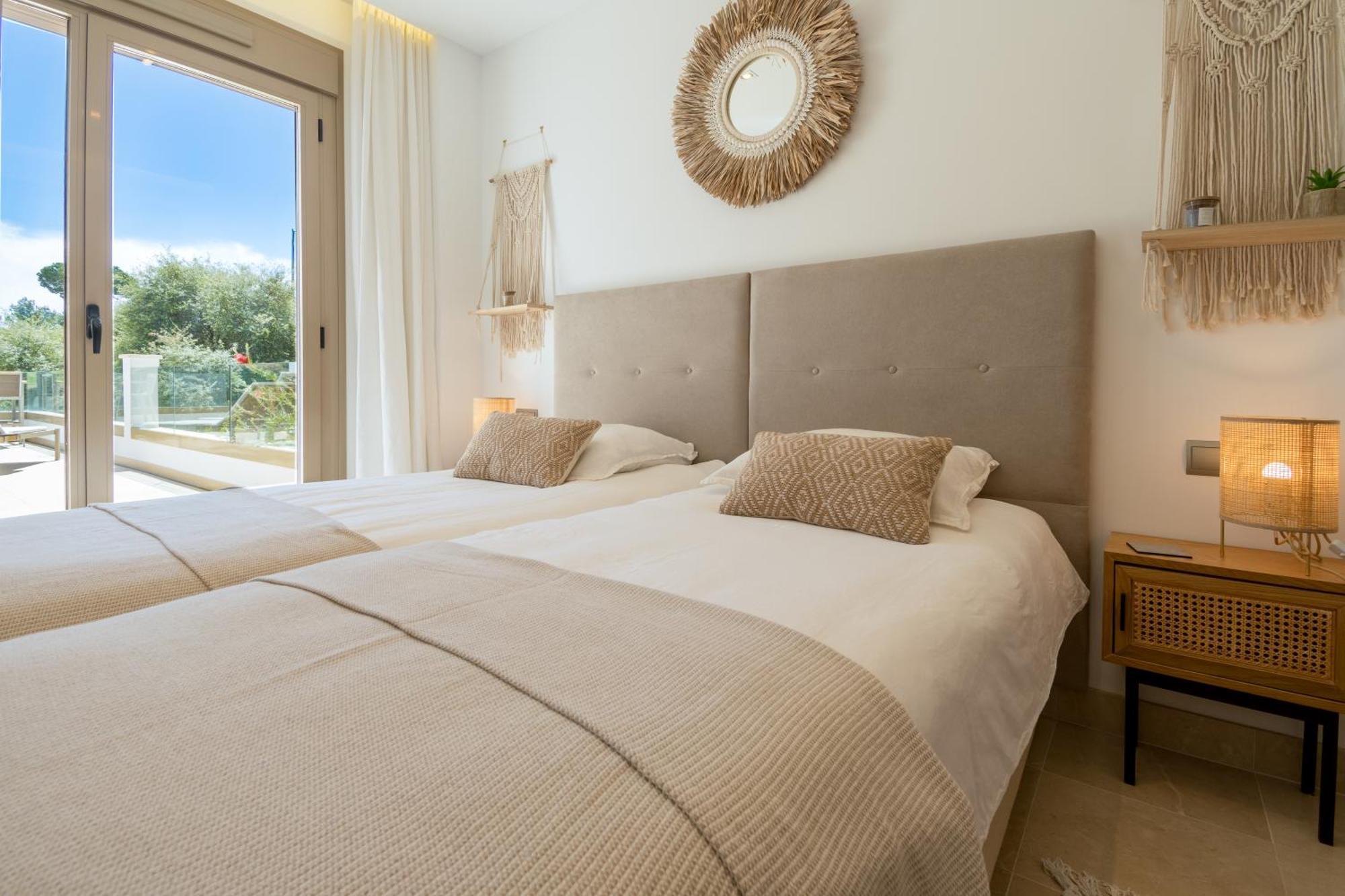 La Cala Golf 3 Bed - Sleek Corner Plot Apartment *